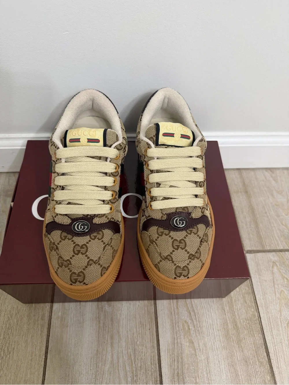 Gucci Women GG Canvas Low-Top Sneakers in Beige, Brown and Tan, NWT